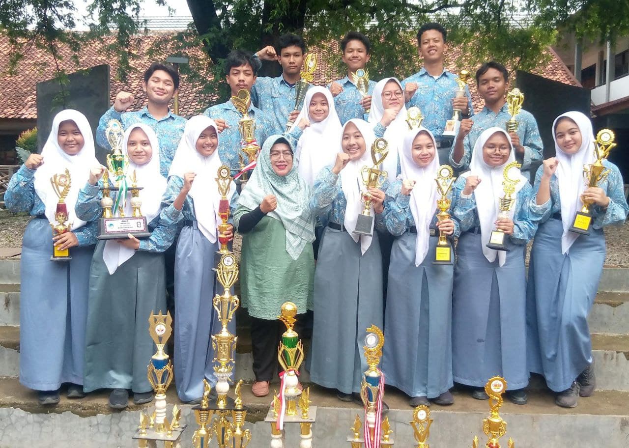 Mengapresiasi Capaian Luar Biasa Siswa